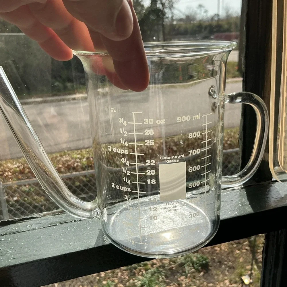 Catamount Glass U.S.A. Bottom Spout Beaker Fat Separator Cups Ounces ml Readings